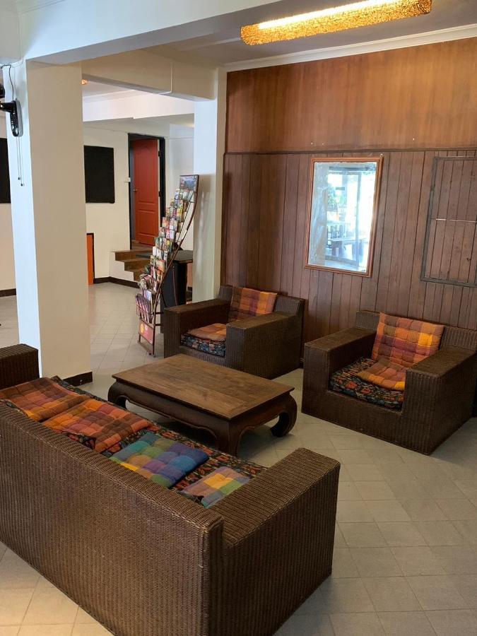 Revolution Hostel شيانغ ماي المظهر الخارجي الصورة